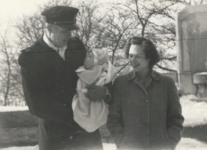 Bob & Margot Lovejoy with daughter Julia, 1942
