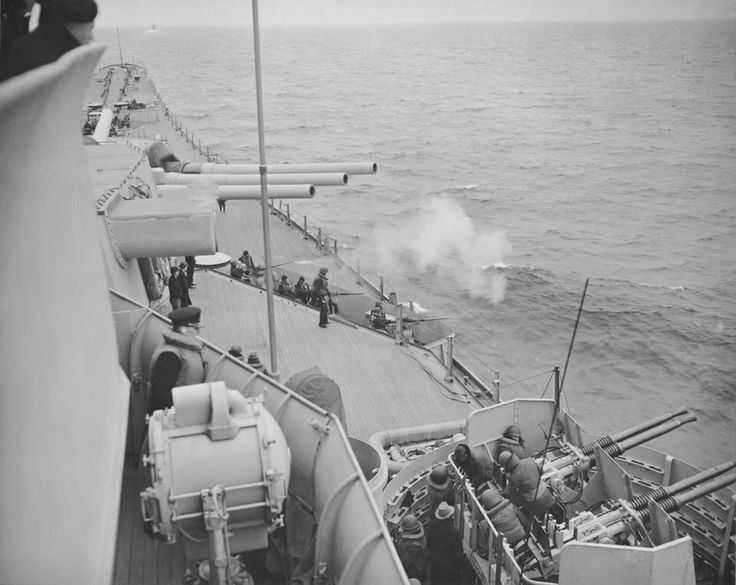 Gunnery exercises on USS Iowa